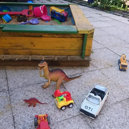 Lägenhet Mit Garten Und Spielplatz Klingenthal