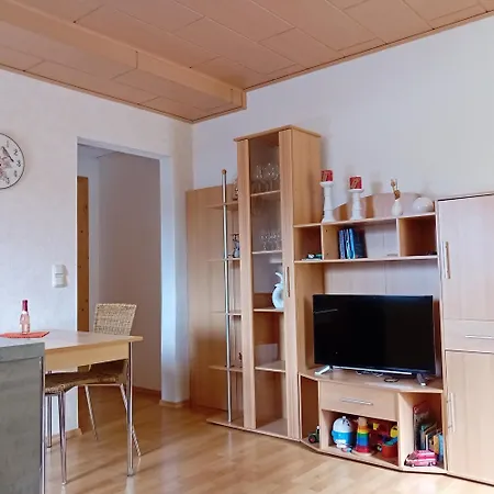 Apartment Mit Garten Und Spielplatz